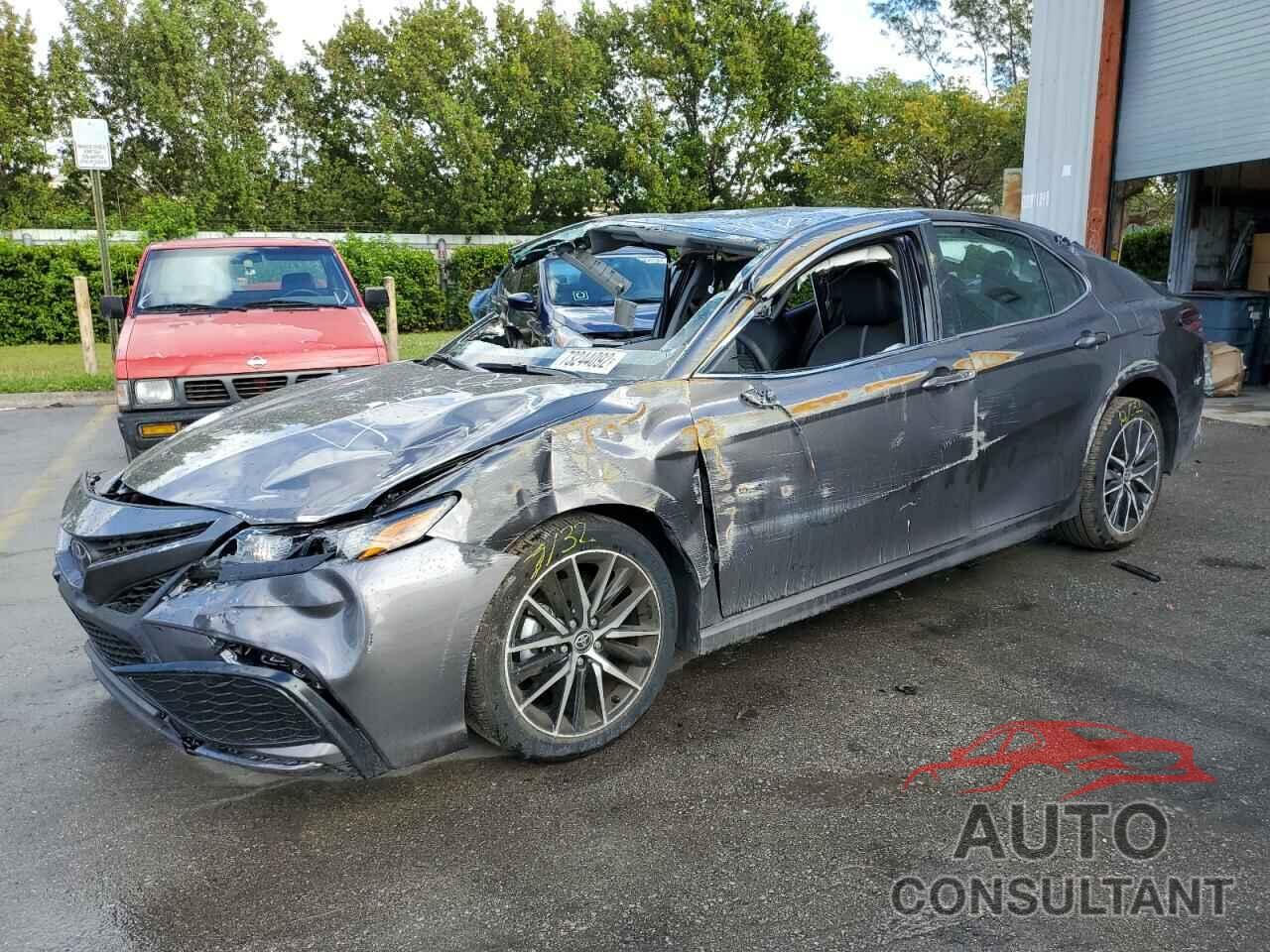 TOYOTA CAMRY 2023 - 4T1G11AK4PU734978