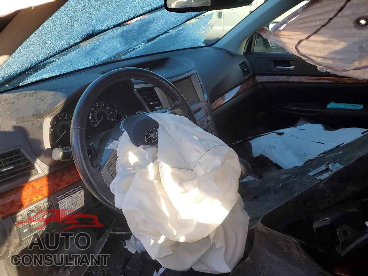 SUBARU OUTBACK 2010 - 4S4BRELC8A2365948