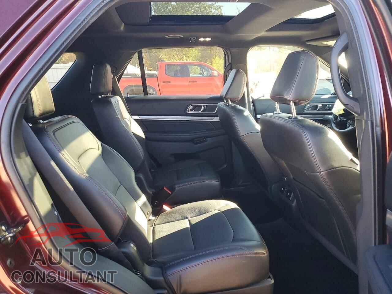 FORD EXPLORER 2018 - 1FM5K8GT6JGB01773