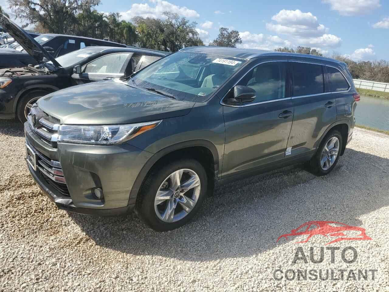 TOYOTA HIGHLANDER 2018 - 5TDDZRFH2JS813850