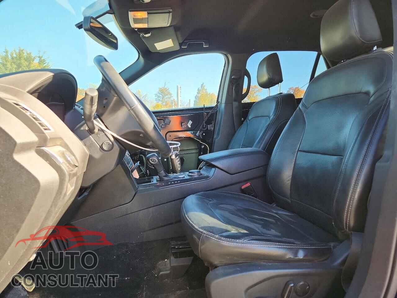 FORD EXPLORER 2019 - 1FM5K8F82KGB42366