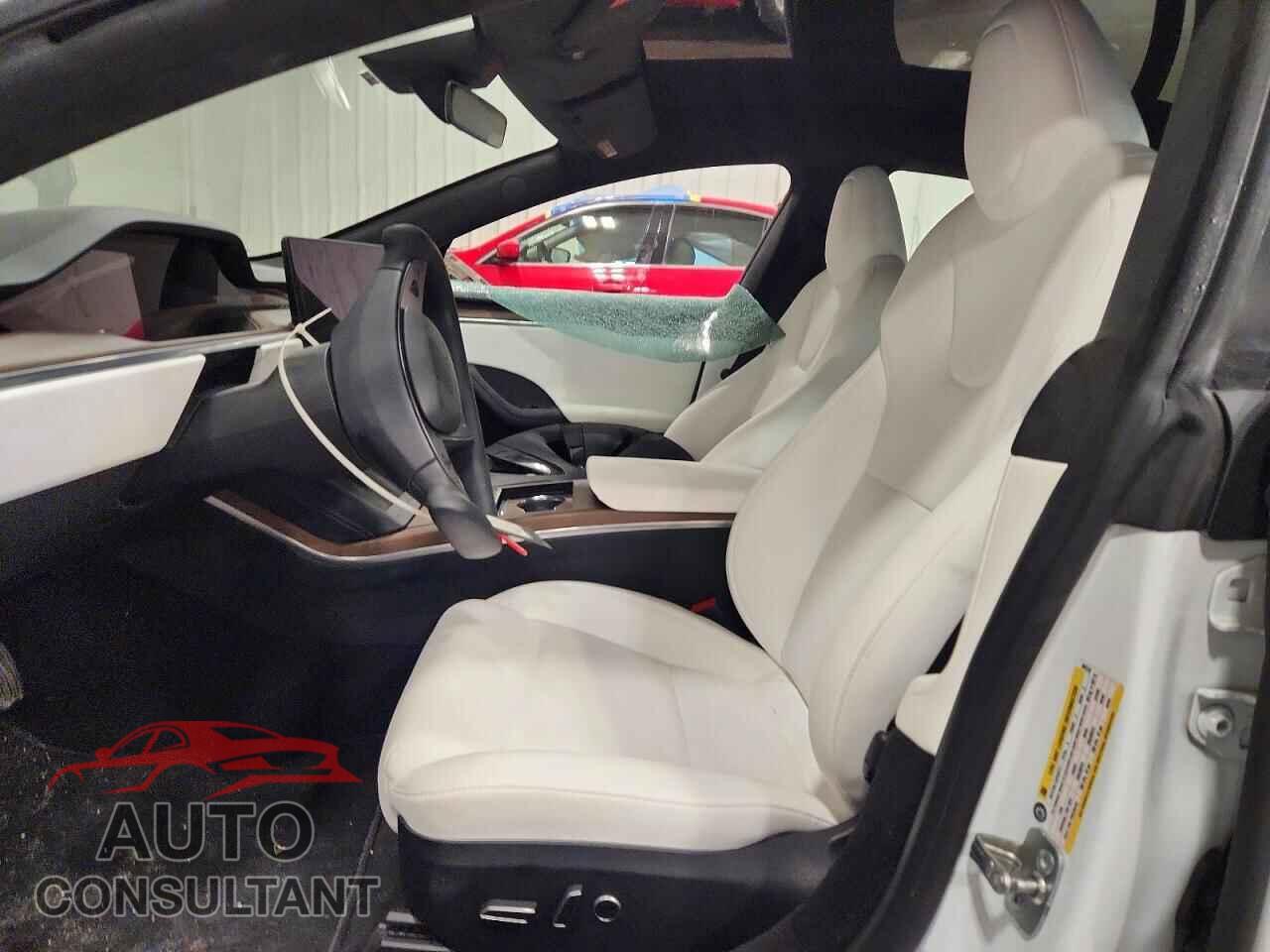 TESLA MODEL S 2023 - 5YJSA1E5XPF502316