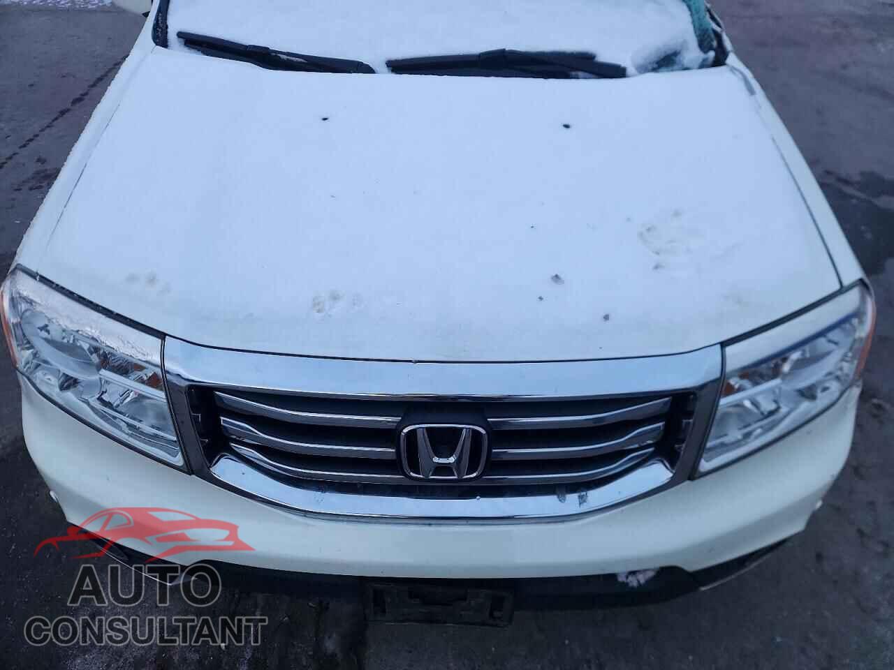 HONDA PILOT 2012 - 5FNYF4H95CB044111