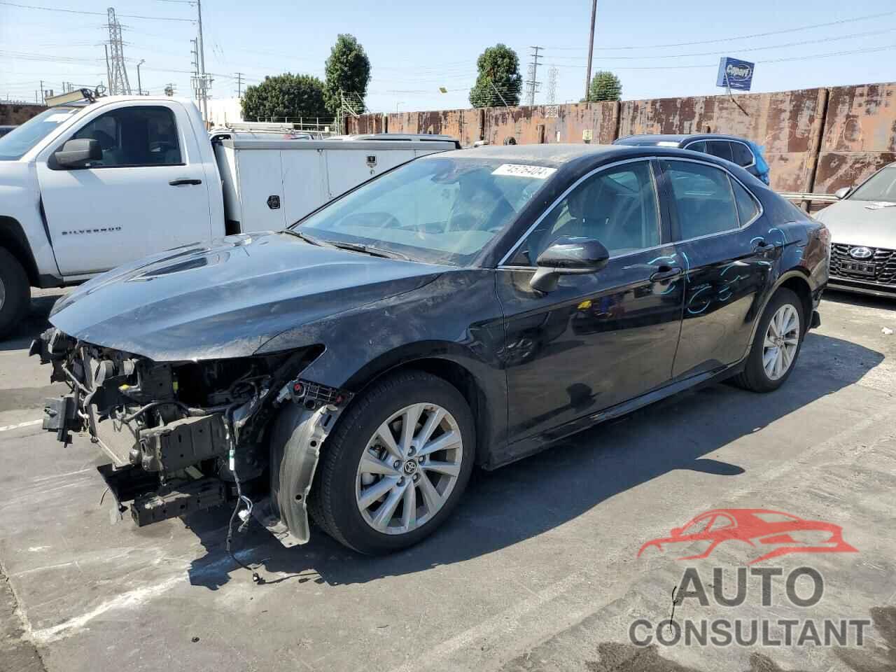 TOYOTA CAMRY 2022 - 4T1C11AK3NU712661