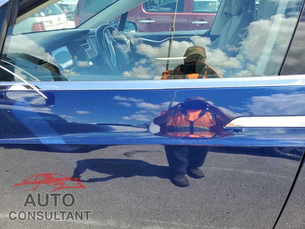 TESLA MODEL X 2017 - 5YJXCAE29HF034862