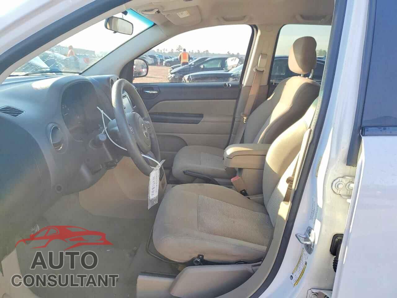 JEEP COMPASS 2012 - 1C4NJCBA3CD606125
