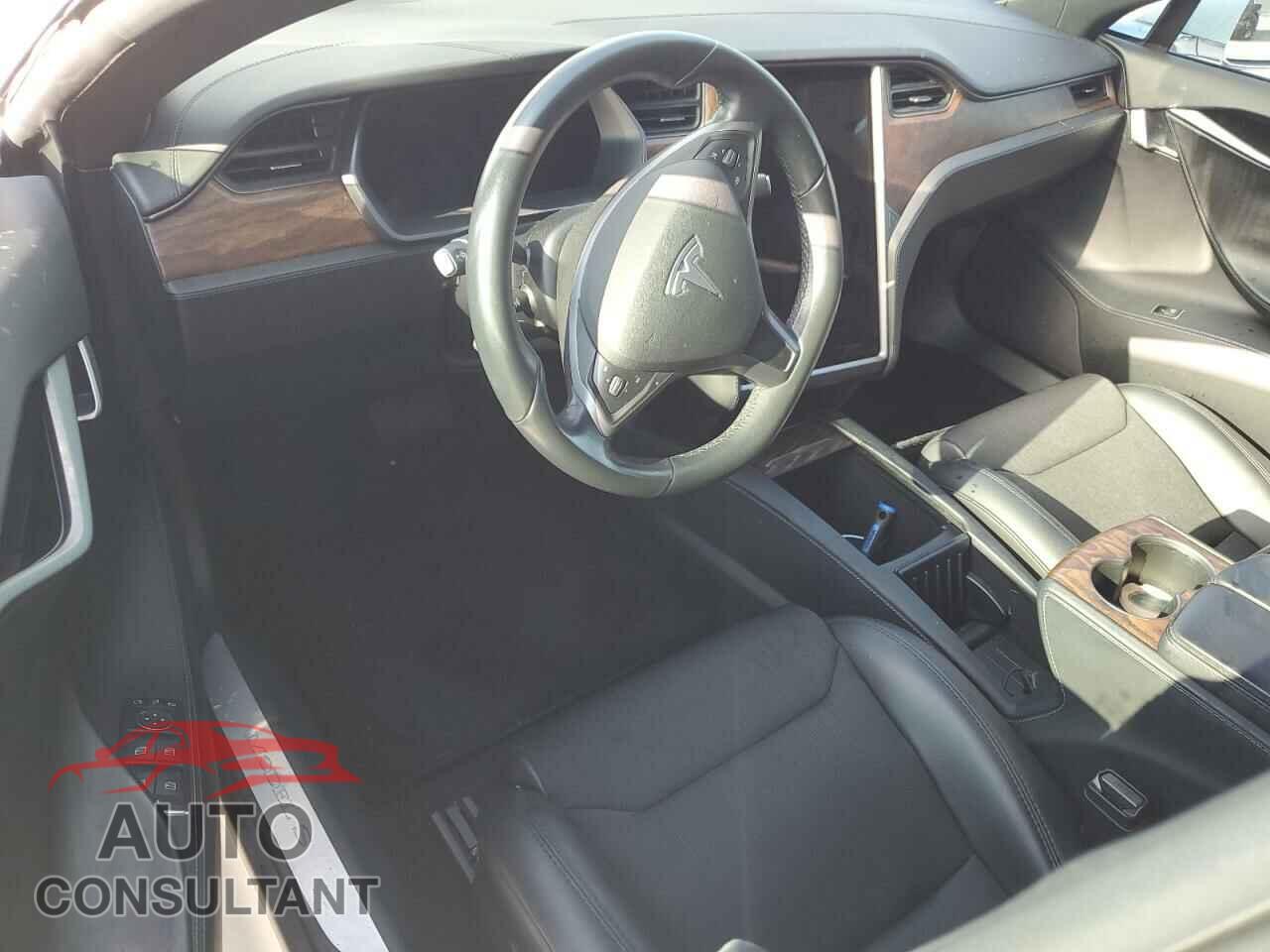 TESLA MODEL S 2018 - 5YJSA1E26JF258371