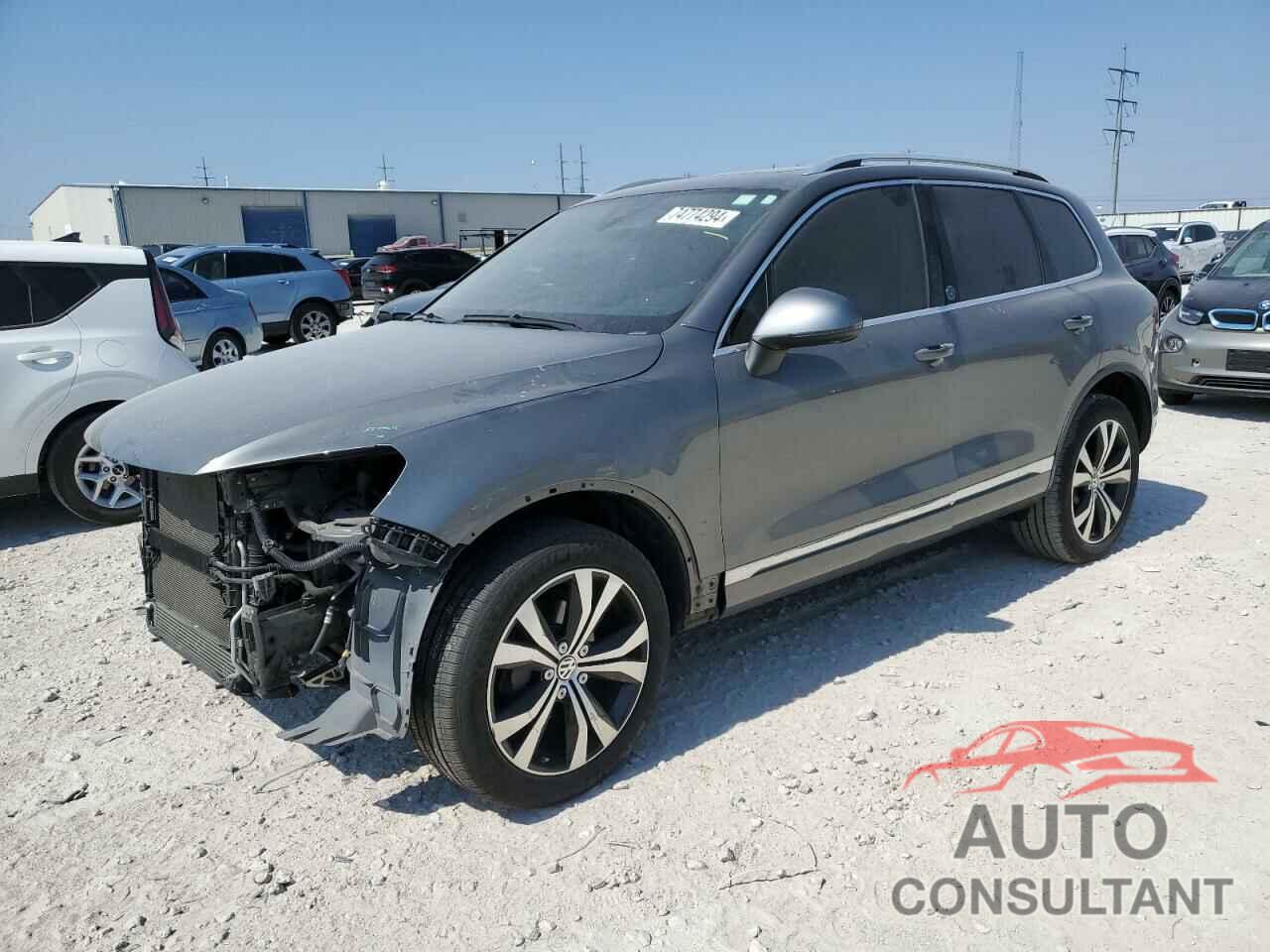 VOLKSWAGEN TOUAREG 2017 - WVGRF7BP3HD001071