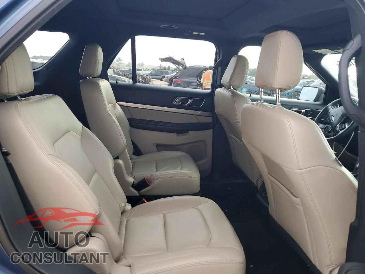 FORD EXPLORER 2018 - 1FM5K7D84JGB42591