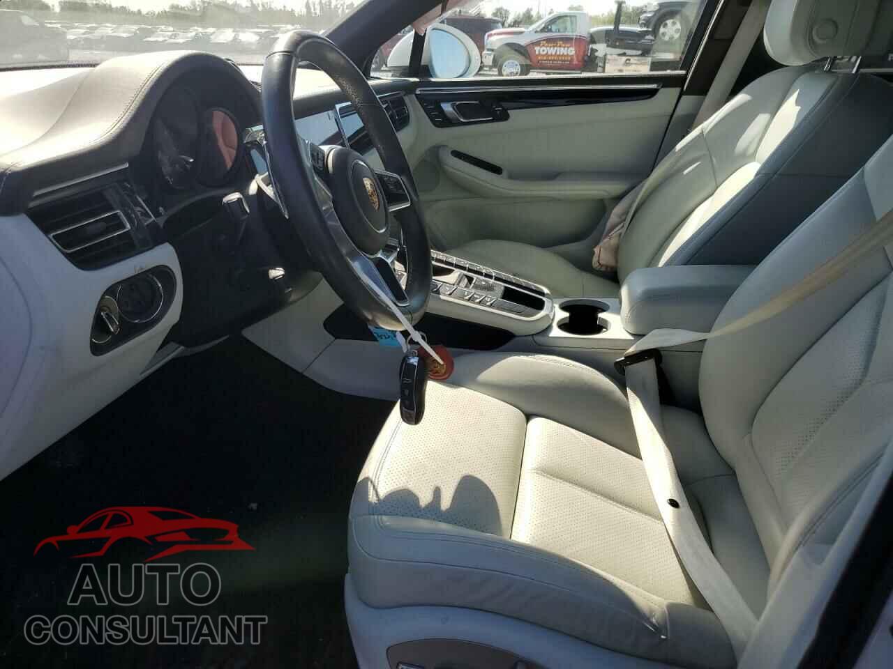 PORSCHE MACAN 2021 - WP1AB2A52MLB32748
