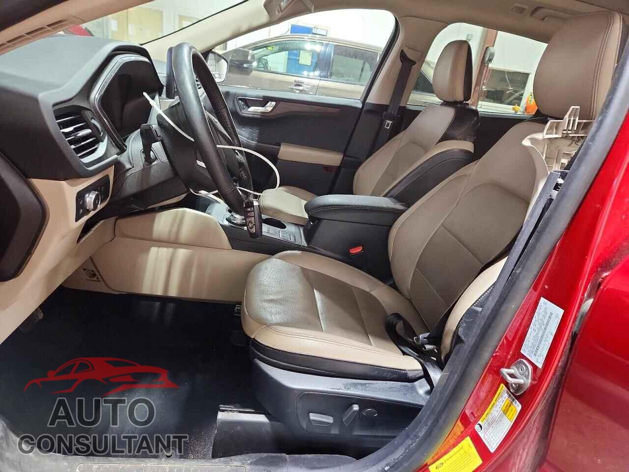 FORD ESCAPE 2020 - 1FMCU0DZ6LUA48671