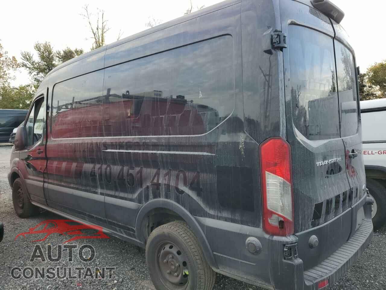 FORD TRANSIT 2019 - 1FTYR2CM6KKB10058