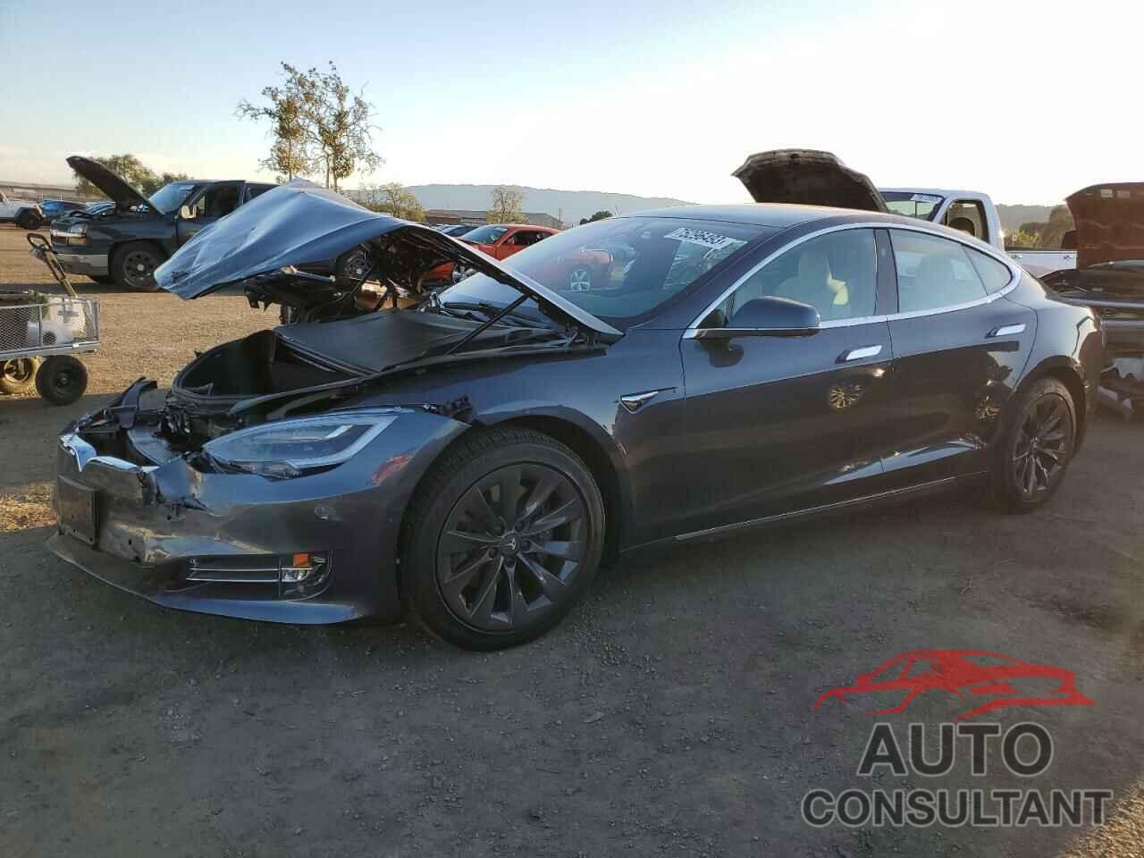 TESLA MODEL S 2020 - 5YJSA1E27LF415232