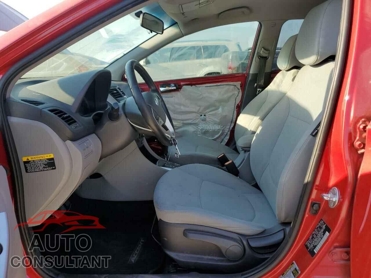 HYUNDAI ACCENT 2013 - KMHCU5AE9DU121046