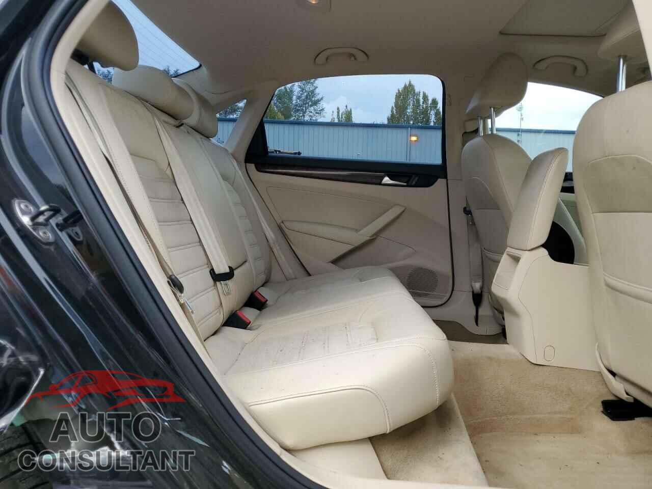 VOLKSWAGEN PASSAT 2012 - 1VWCN7A37CC069395