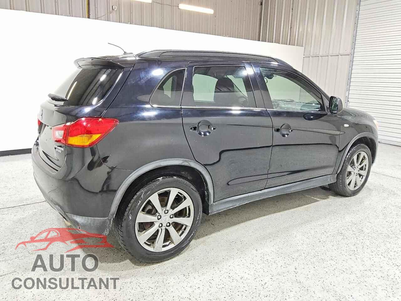 MITSUBISHI OUTLANDER 2013 - 4A4AP5AU8DE022215