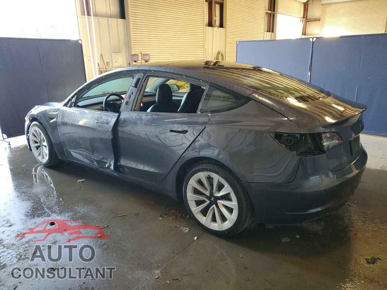 TESLA MODEL 3 2022 - 5YJ3E1EA6NF371758