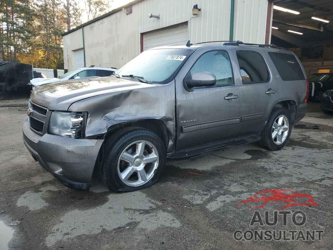 CHEVROLET TAHOE 2011 - 1GNSKBE03BR313539