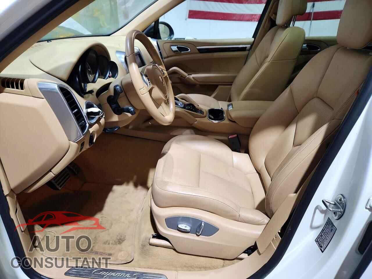 PORSCHE CAYENNE 2011 - WP1AB2A27BLA52221