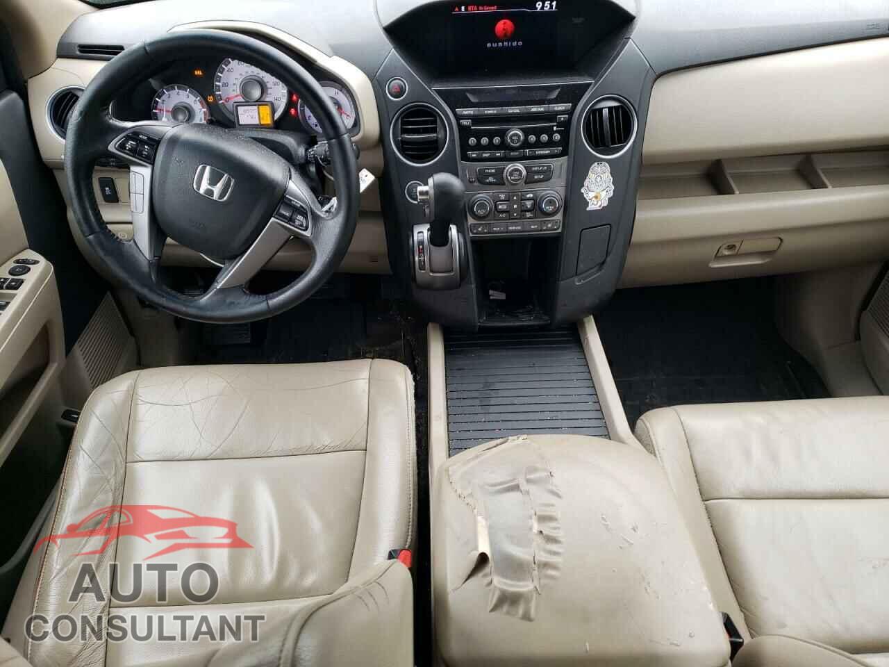 HONDA PILOT 2012 - 5FNYF4H52CB048601