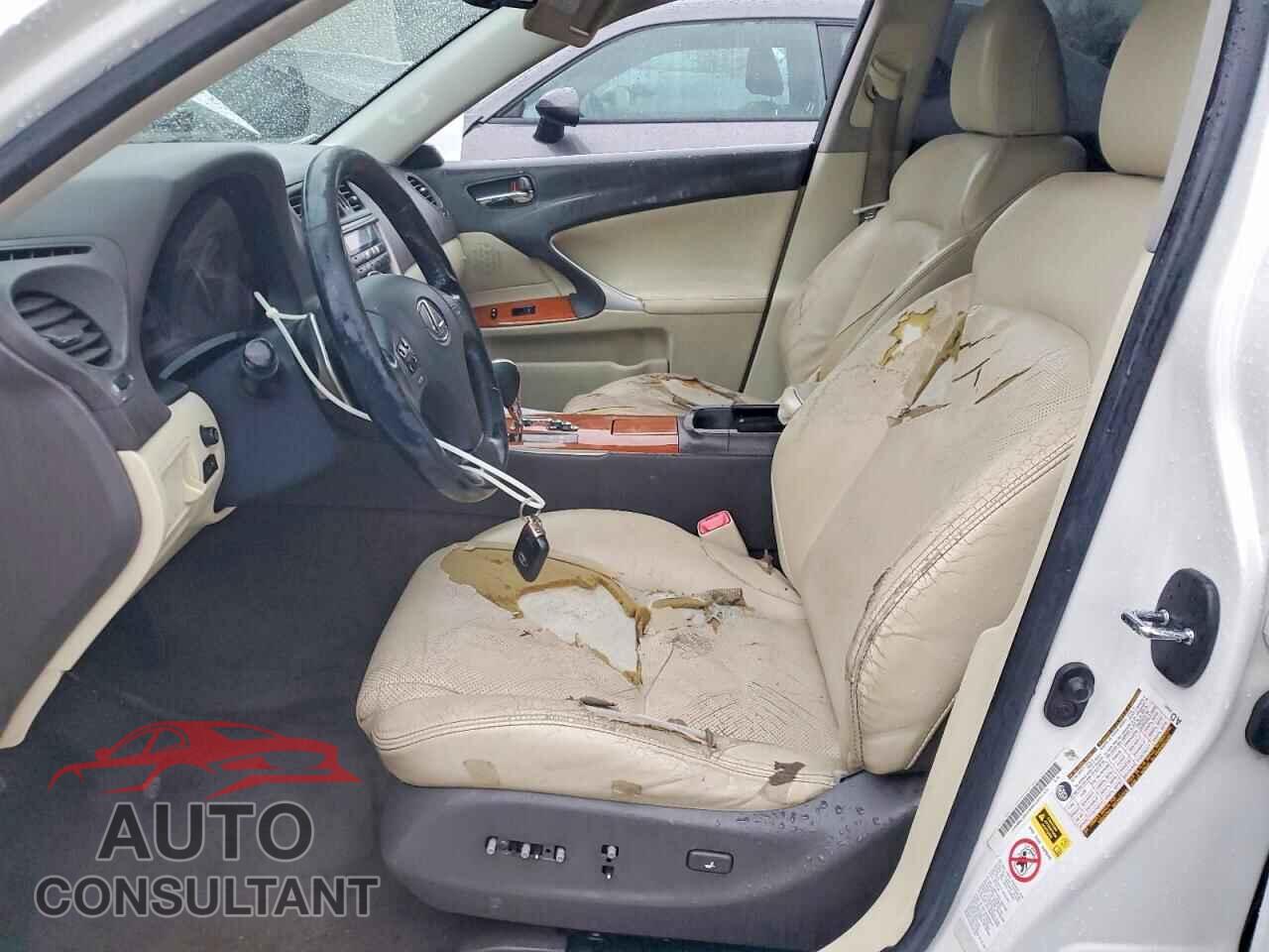 LEXUS IS 2009 - JTHBK262995103133
