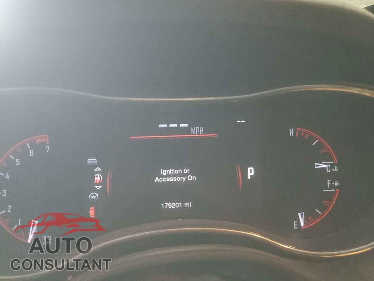 DODGE DURANGO 2018 - 1C4RDJAG7JC381181