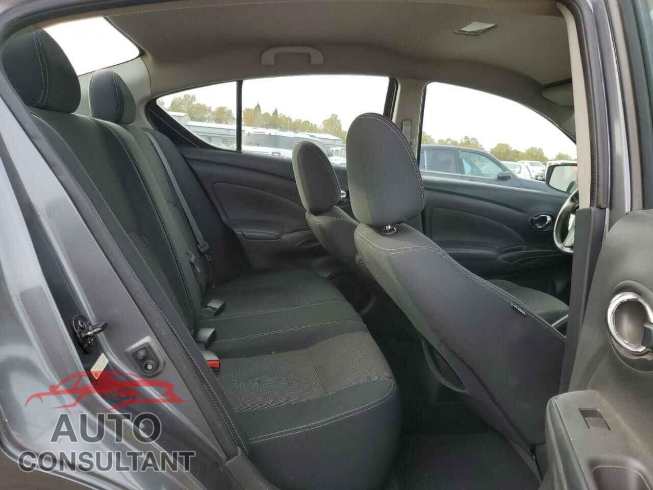 NISSAN VERSA 2017 - 3N1CN7AP3HL858955