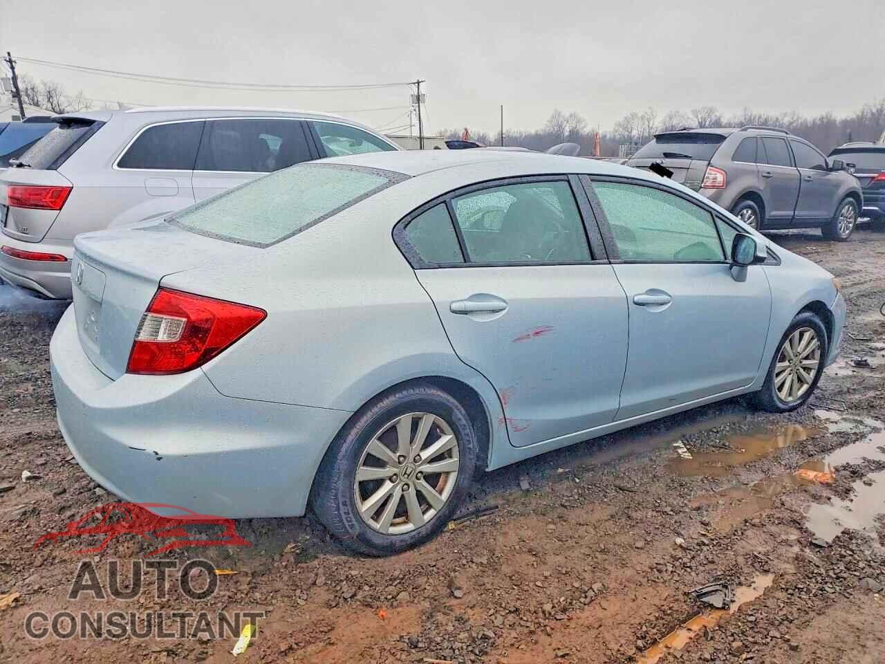 HONDA CIVIC 2012 - 2HGFB2F83CH546063