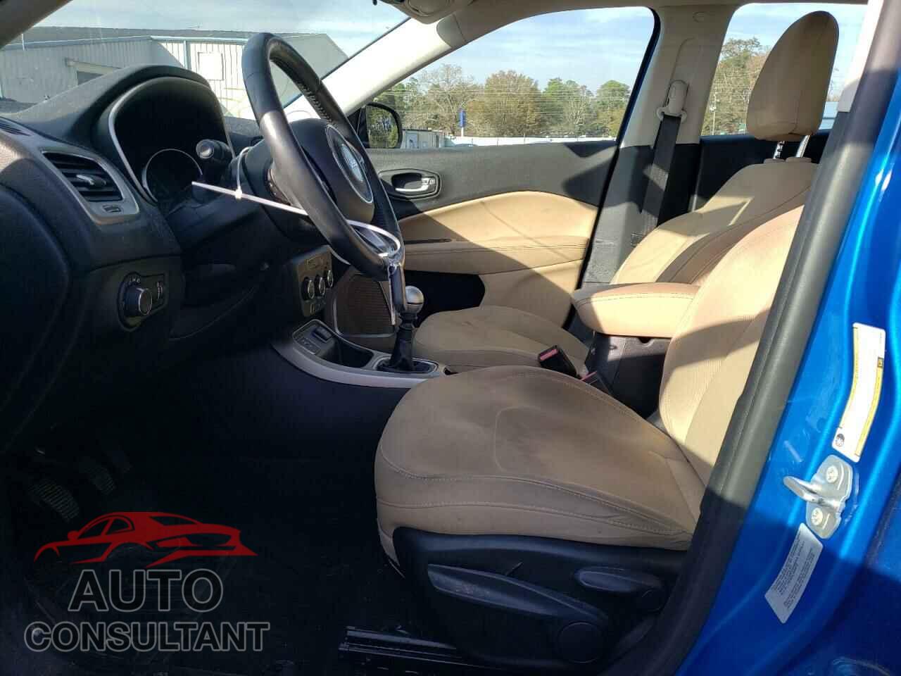 JEEP COMPASS 2017 - 3C4NJCAB5HT500660