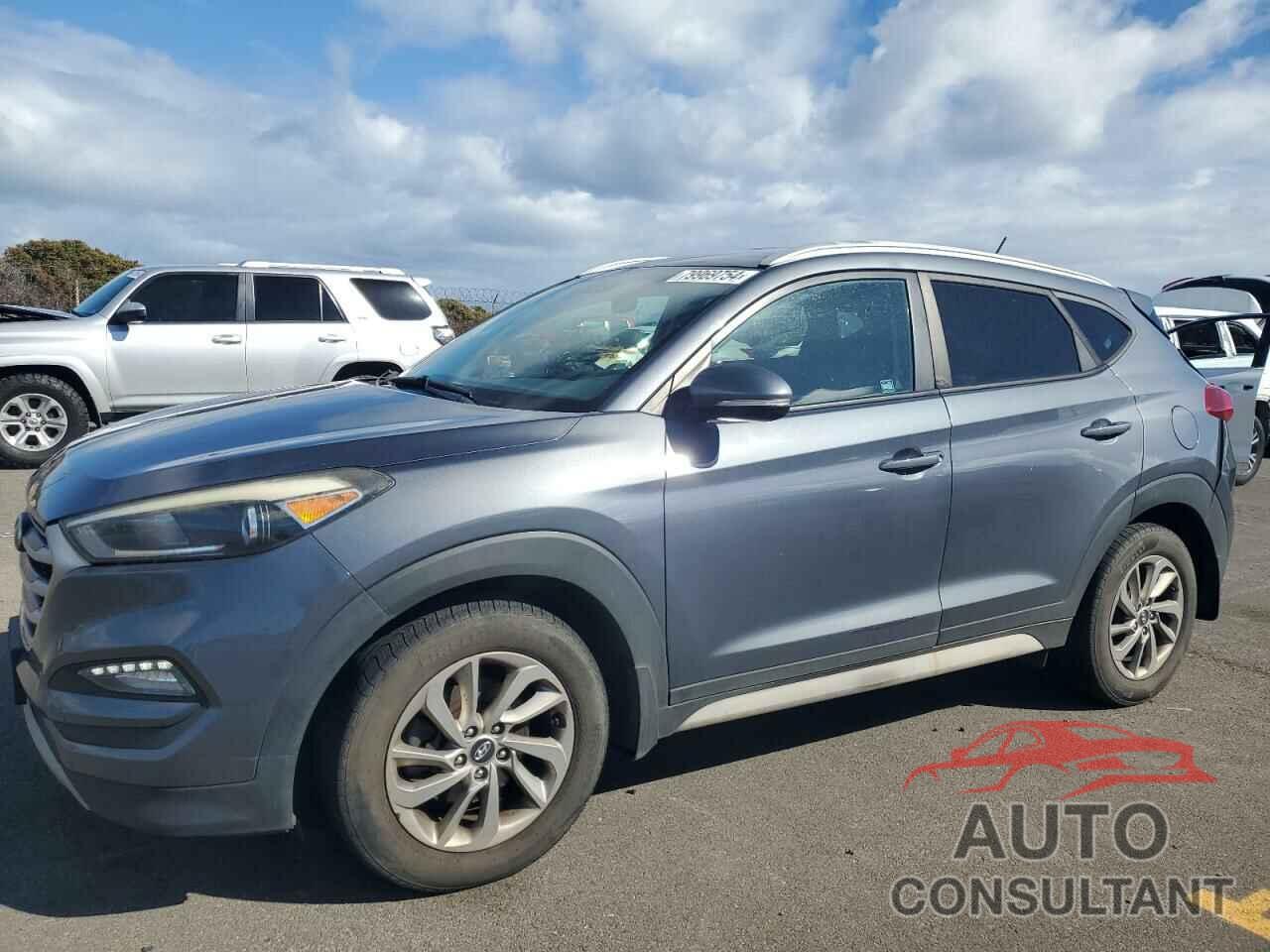 HYUNDAI TUCSON 2017 - KM8J33A21HU405202