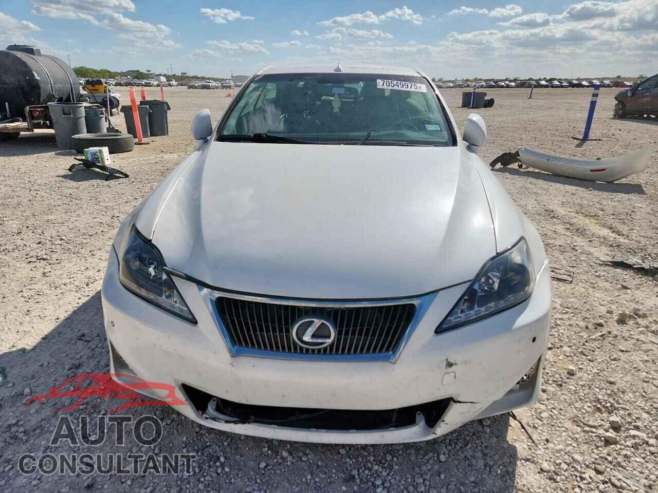 LEXUS IS 2012 - JTHFE2C21C2508831