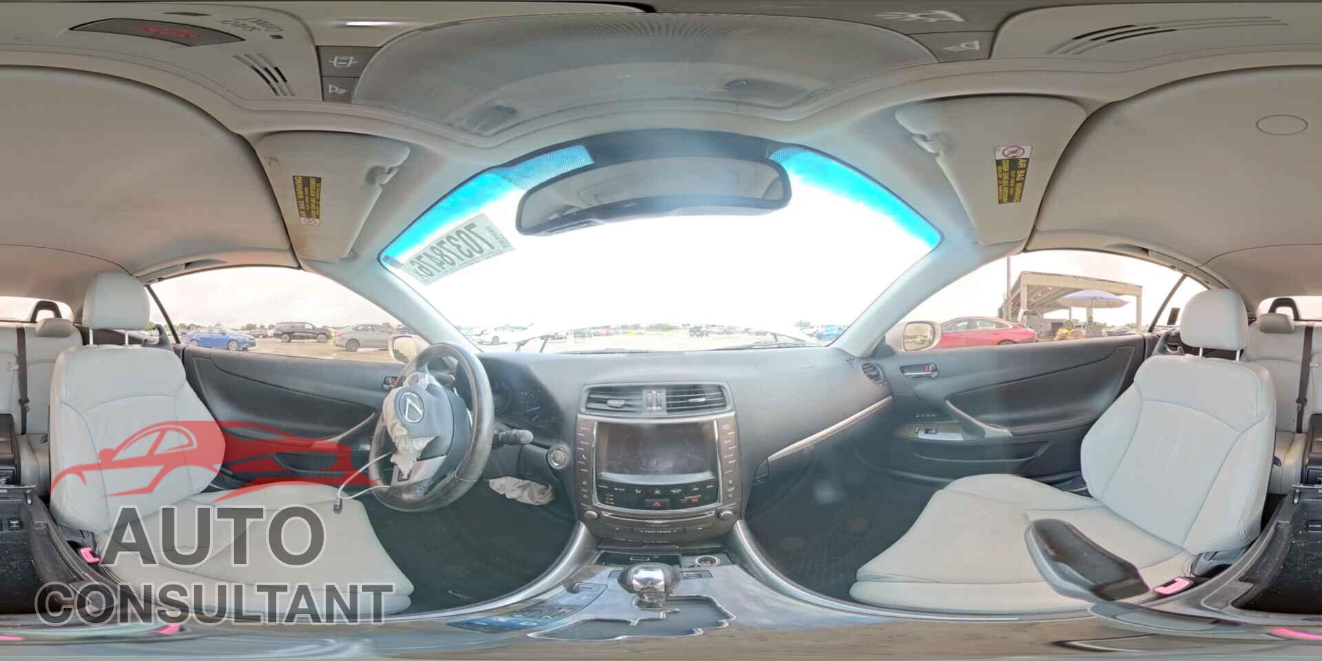 LEXUS IS 2014 - JTHFF2C2XE2531105
