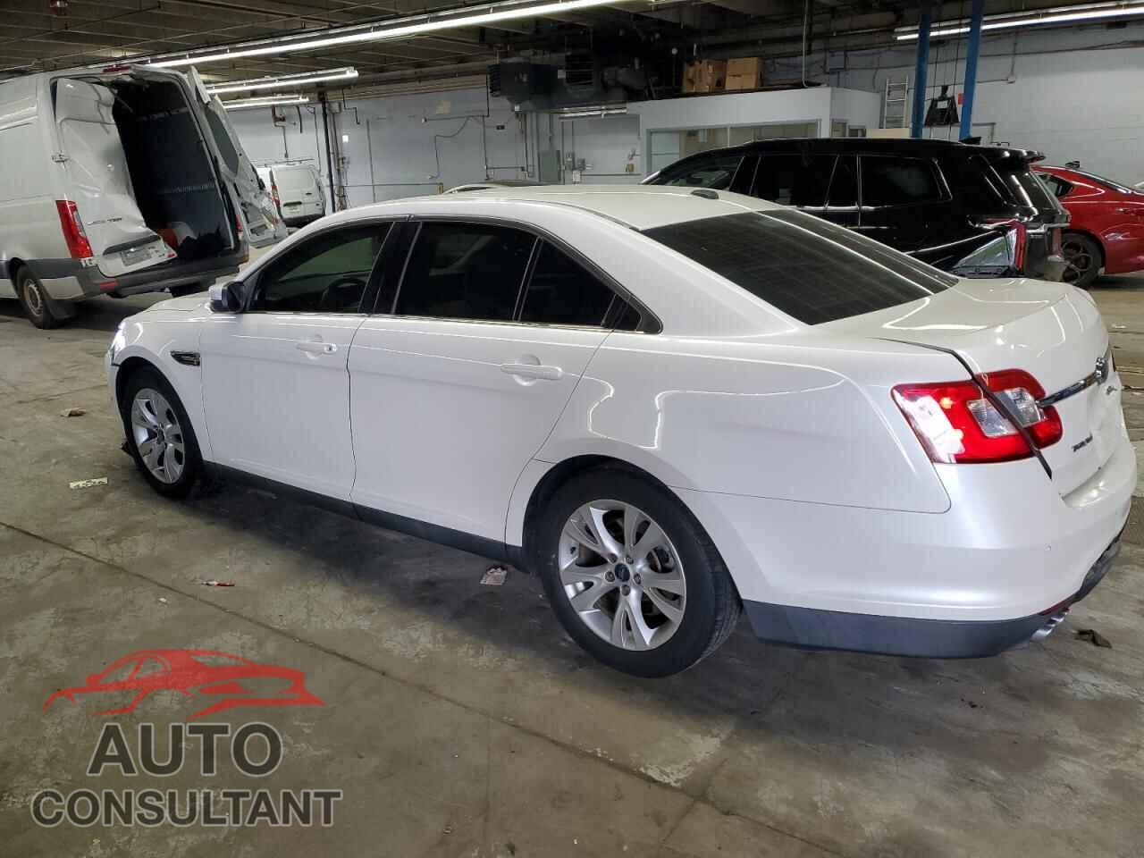 FORD TAURUS 2011 - 1FAHP2EW0BG189062