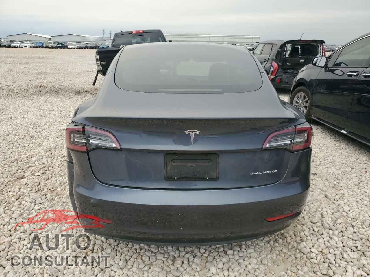 TESLA MODEL 3 2021 - 5YJ3E1EB4MF936712