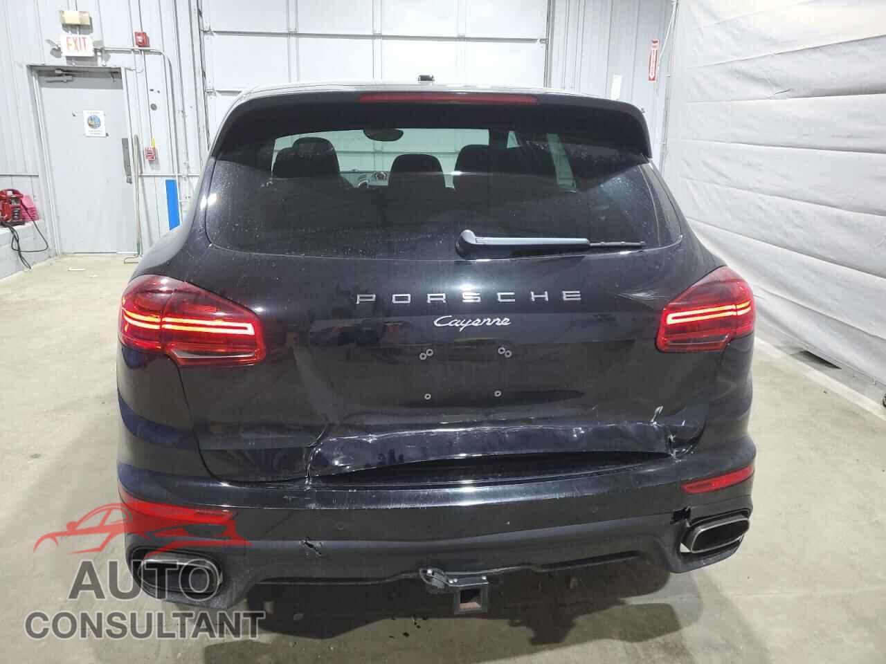 PORSCHE CAYENNE 2015 - WP1AF2A24FLA34902