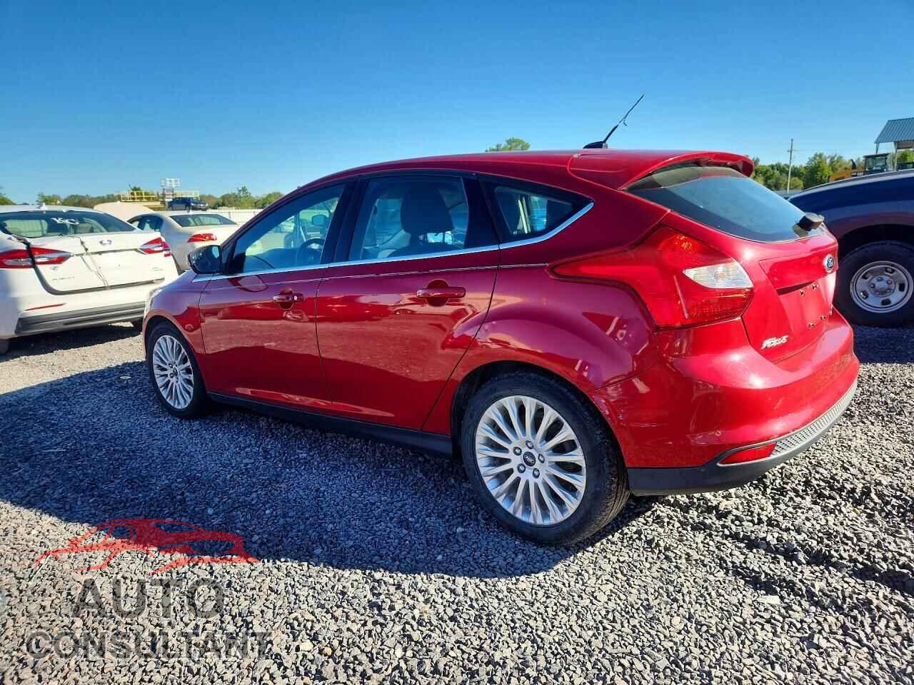 FORD FOCUS 2012 - 1FAHP3N29CL477075