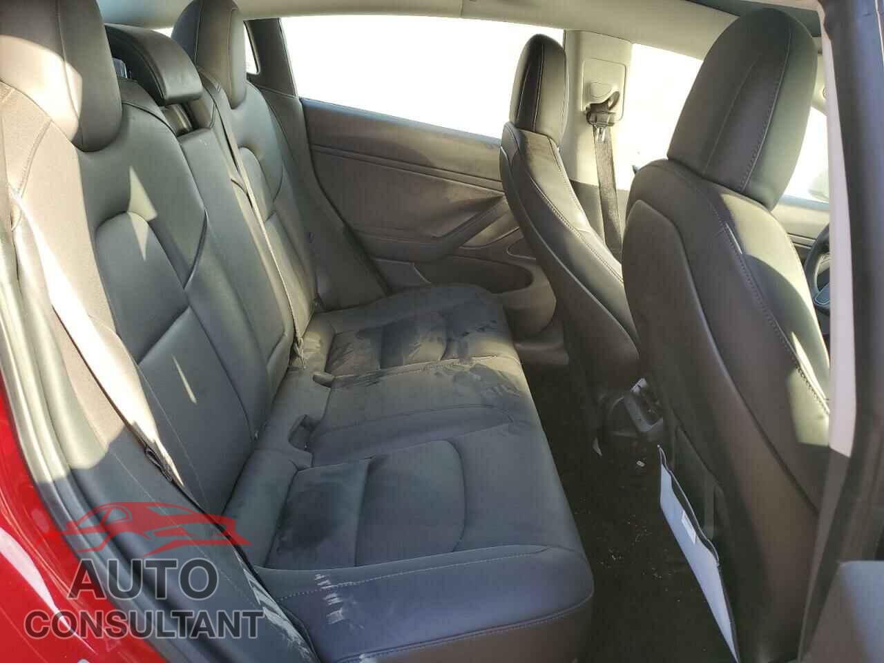 TESLA MODEL 3 2019 - 5YJ3E1EA7KF394848