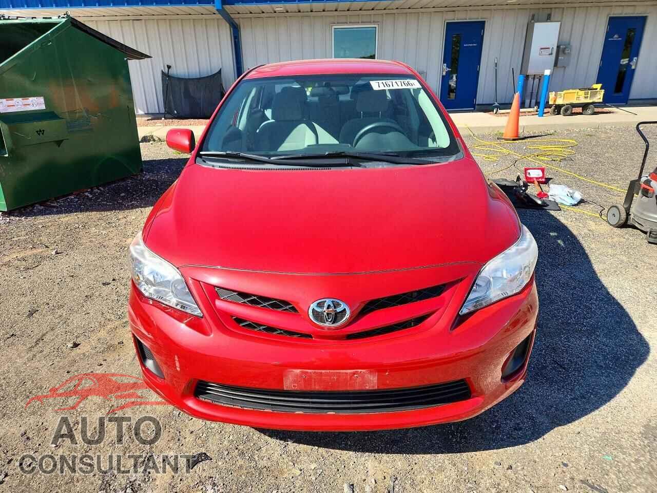 TOYOTA COROLLA 2011 - 2T1BU4EEXBC710363