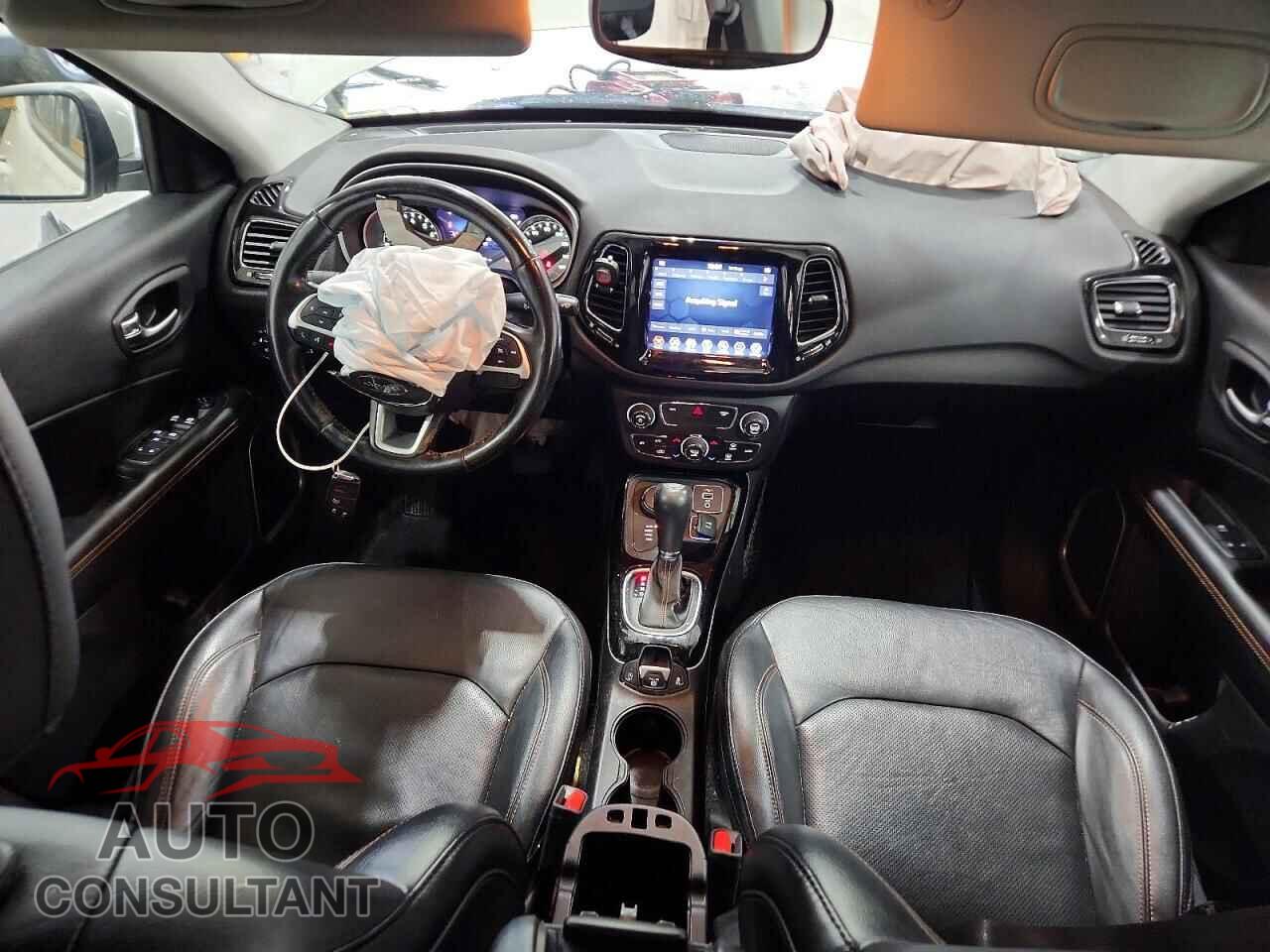 JEEP COMPASS 2020 - 3C4NJDCB2LT151954