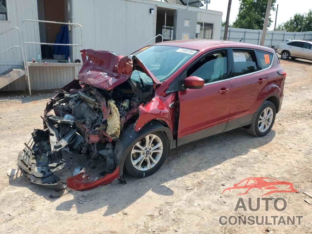 FORD ESCAPE 2019 - 1FMCU0GDXKUA05126