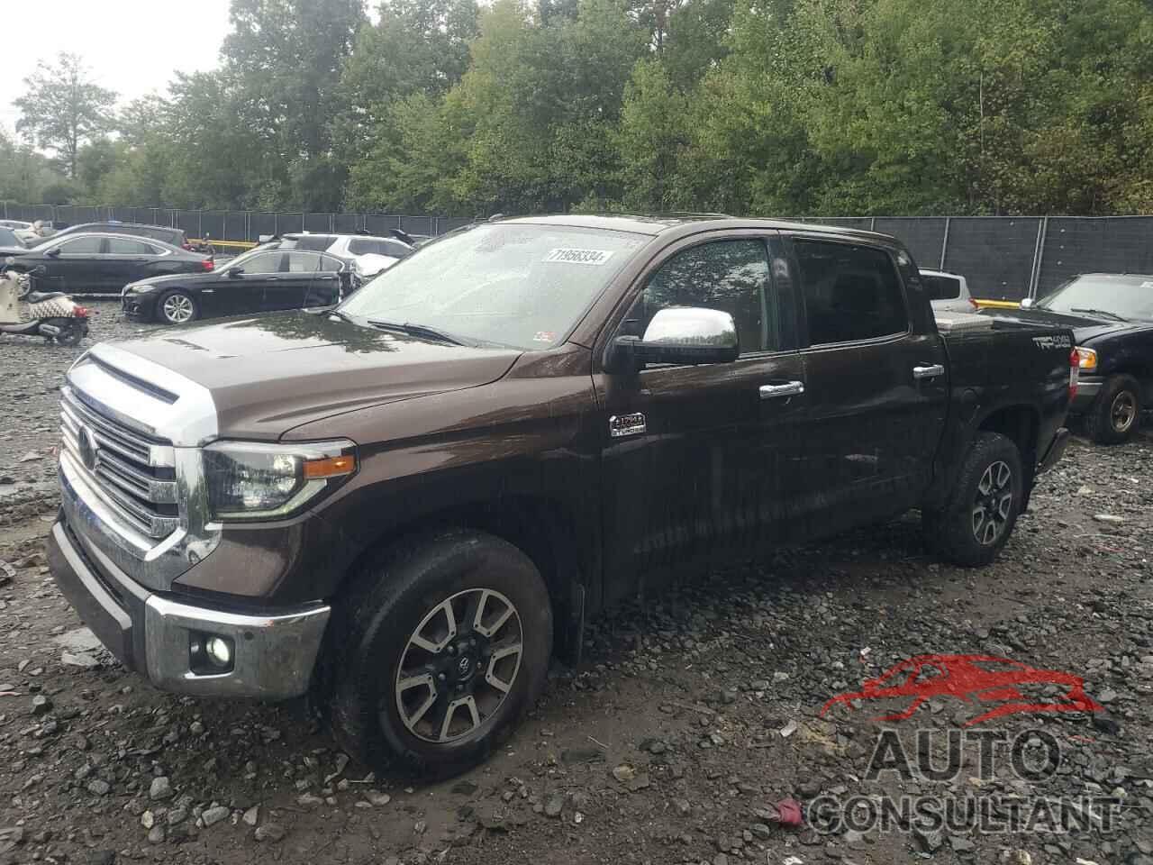 TOYOTA TUNDRA 2019 - 5TFAY5F17KX864192