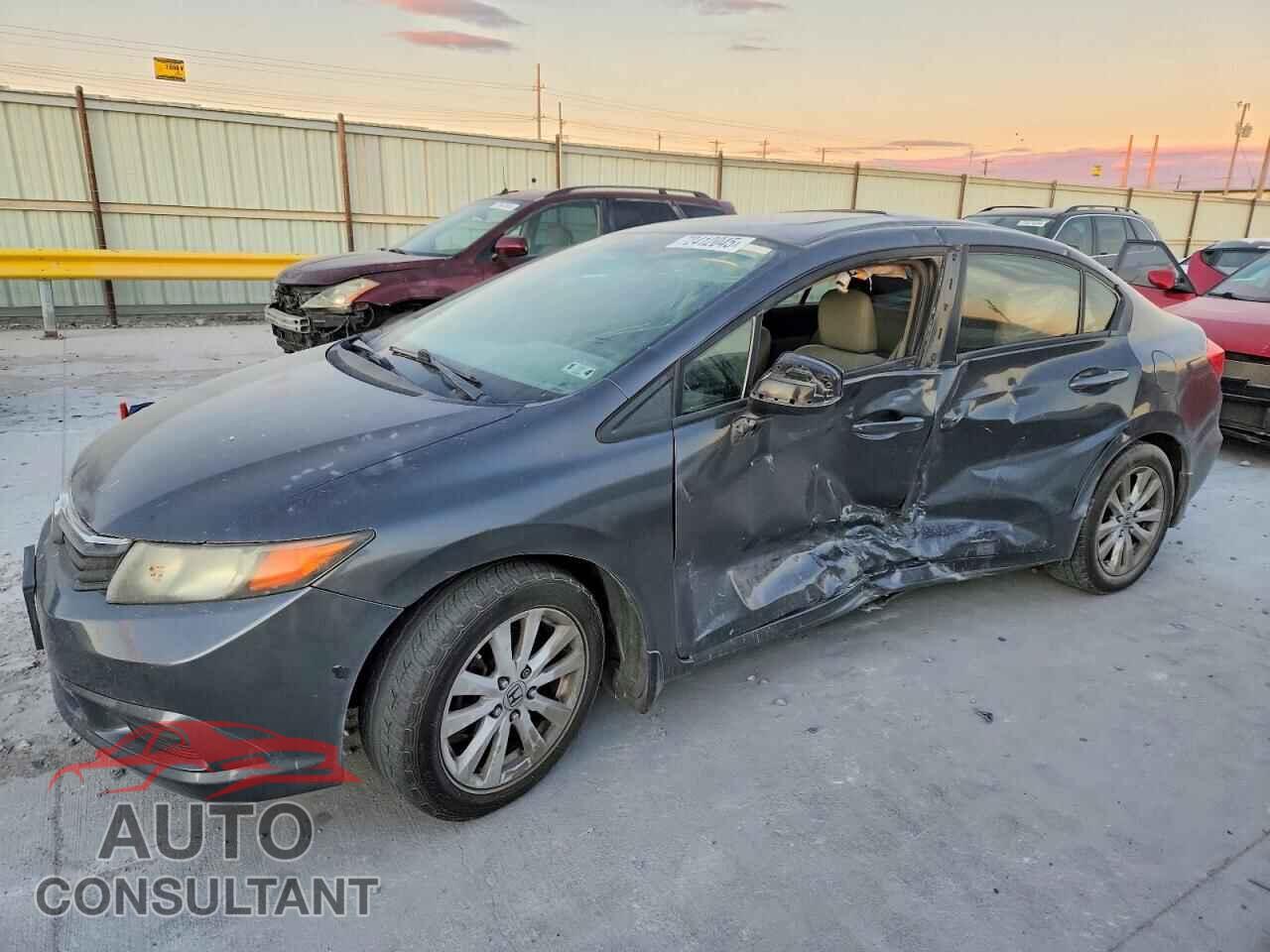 HONDA CIVIC 2012 - 2HGFB2F96CH331429