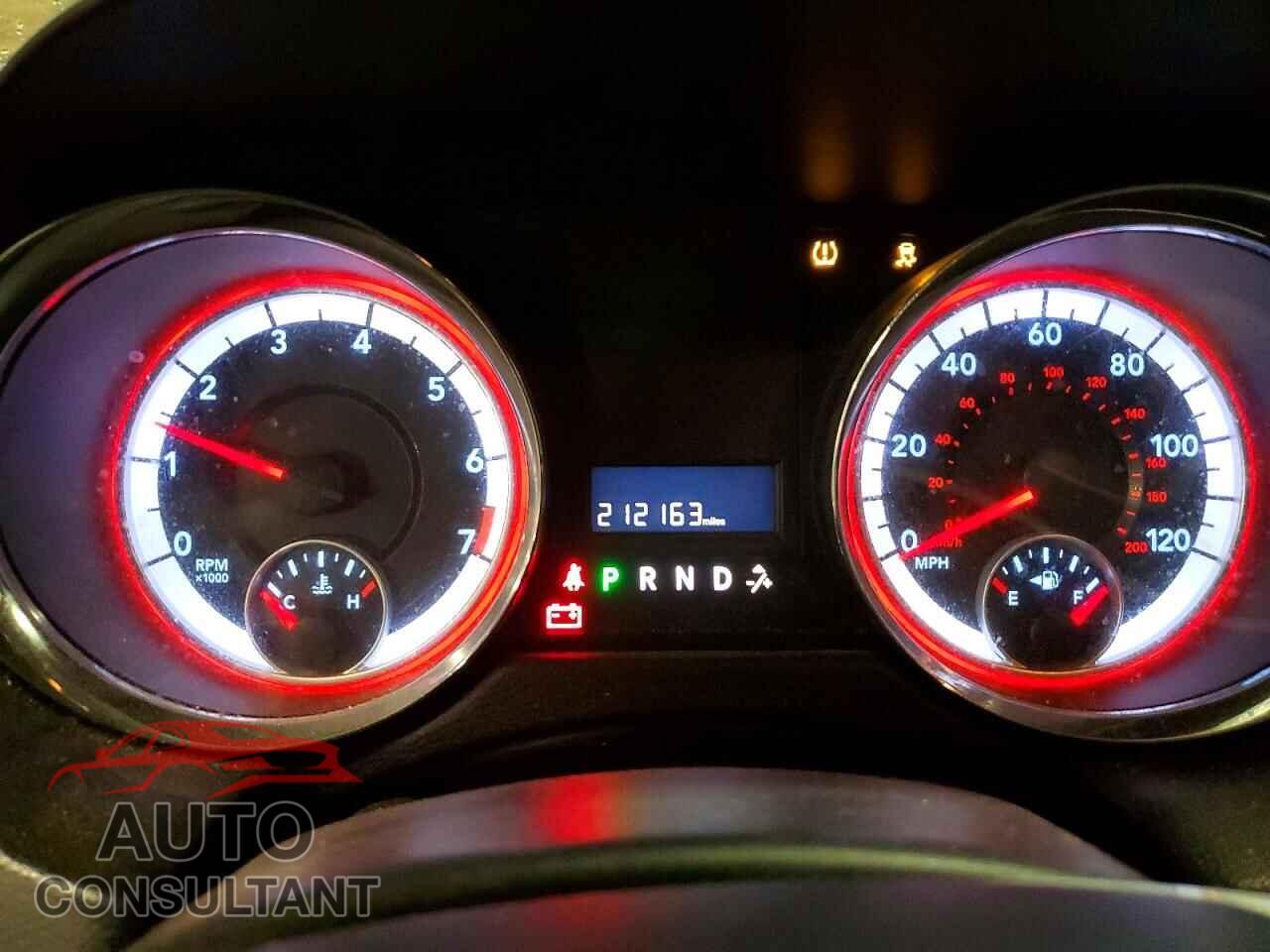 DODGE CARAVAN 2011 - 2D4RN3DG7BR635374
