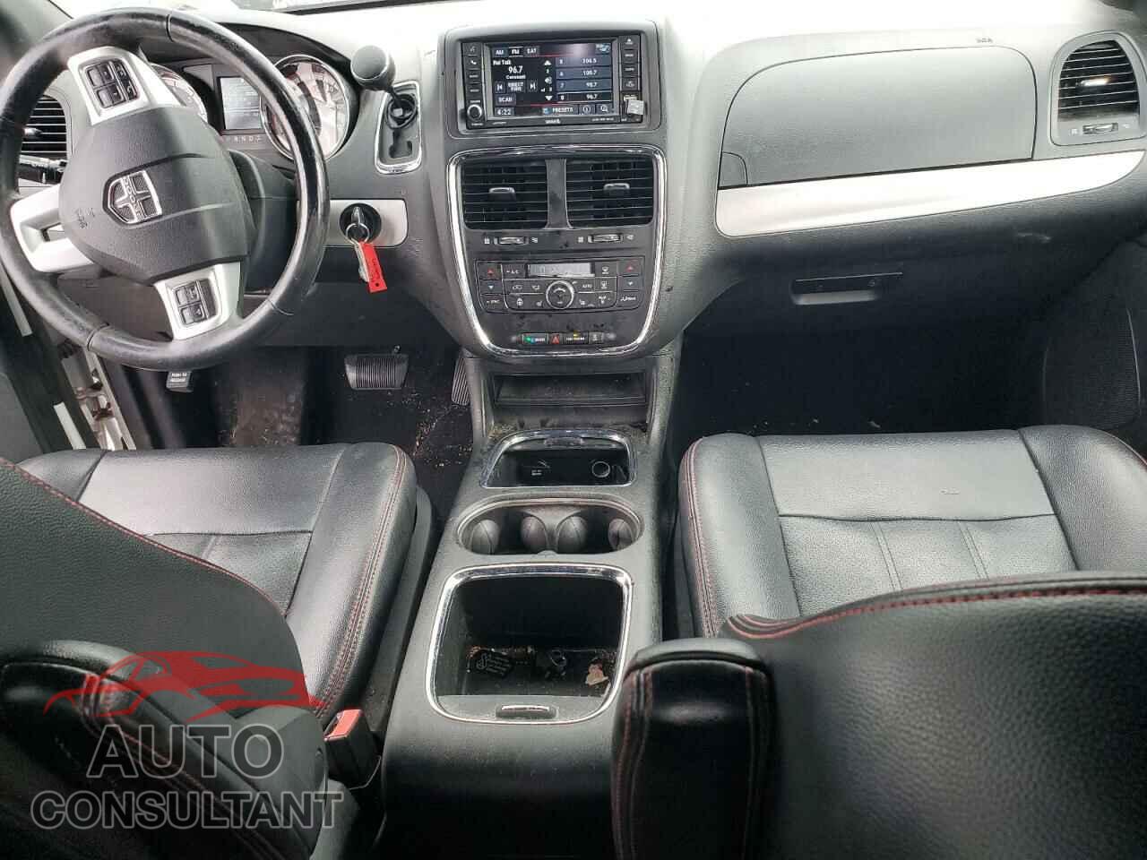DODGE CARAVAN 2017 - 2C4RDGEG8HR674697