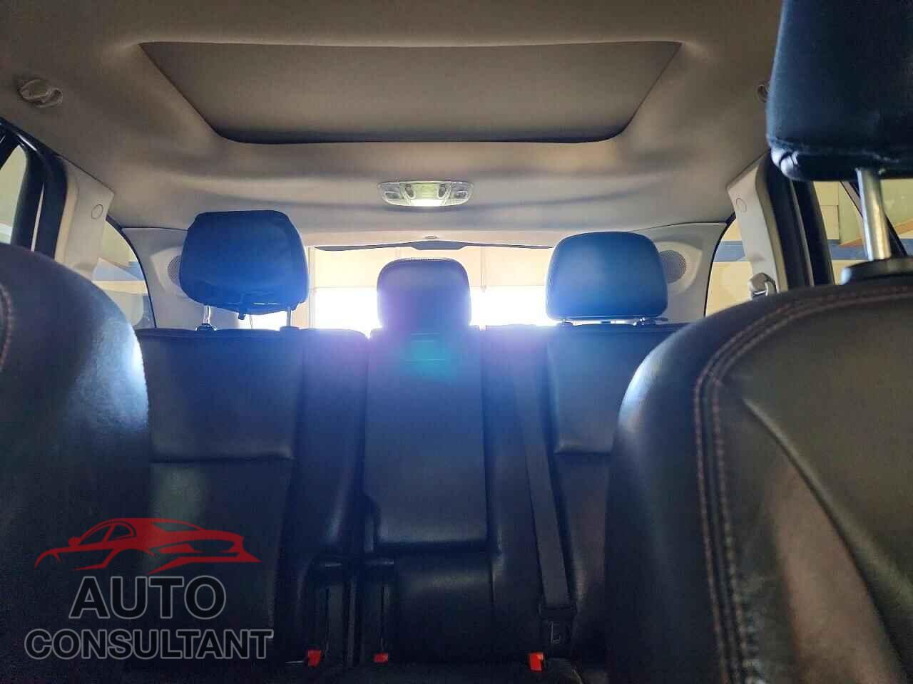 FORD EDGE 2011 - 2FMDK4KC4BBB36574