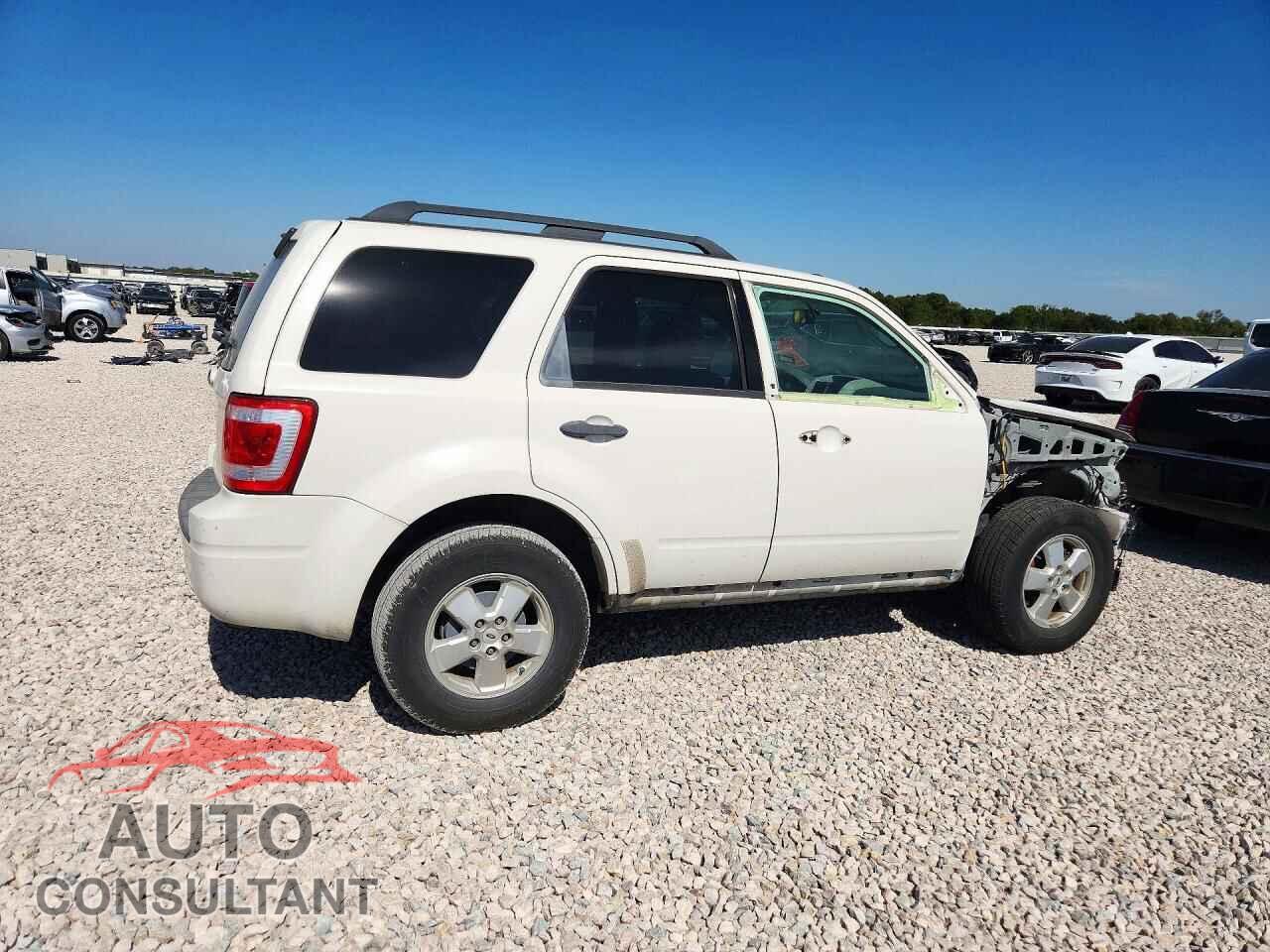 FORD ESCAPE 2009 - 1FMCU03G09KB78112