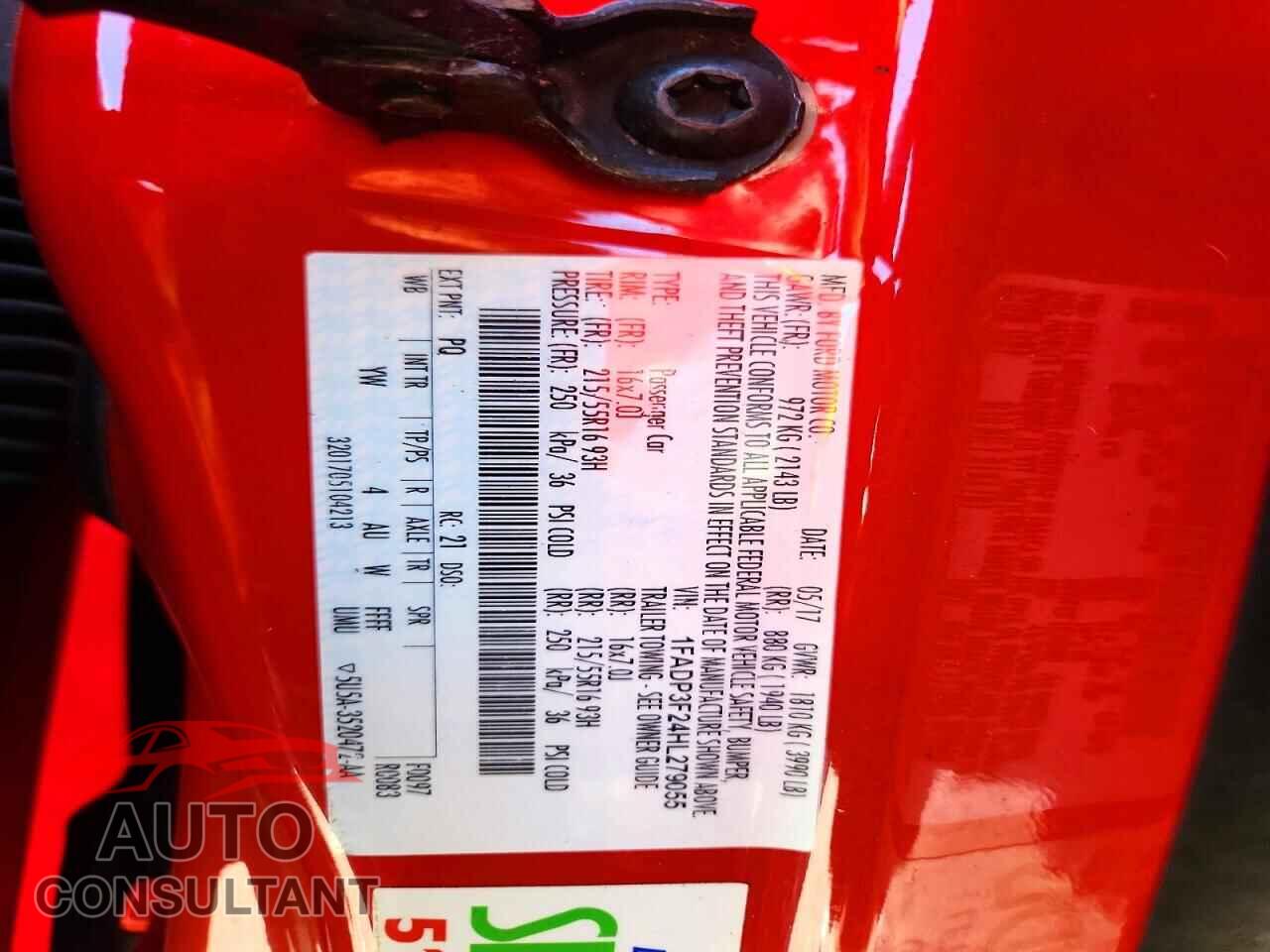 FORD FOCUS 2017 - 1FADP3F24HL279055