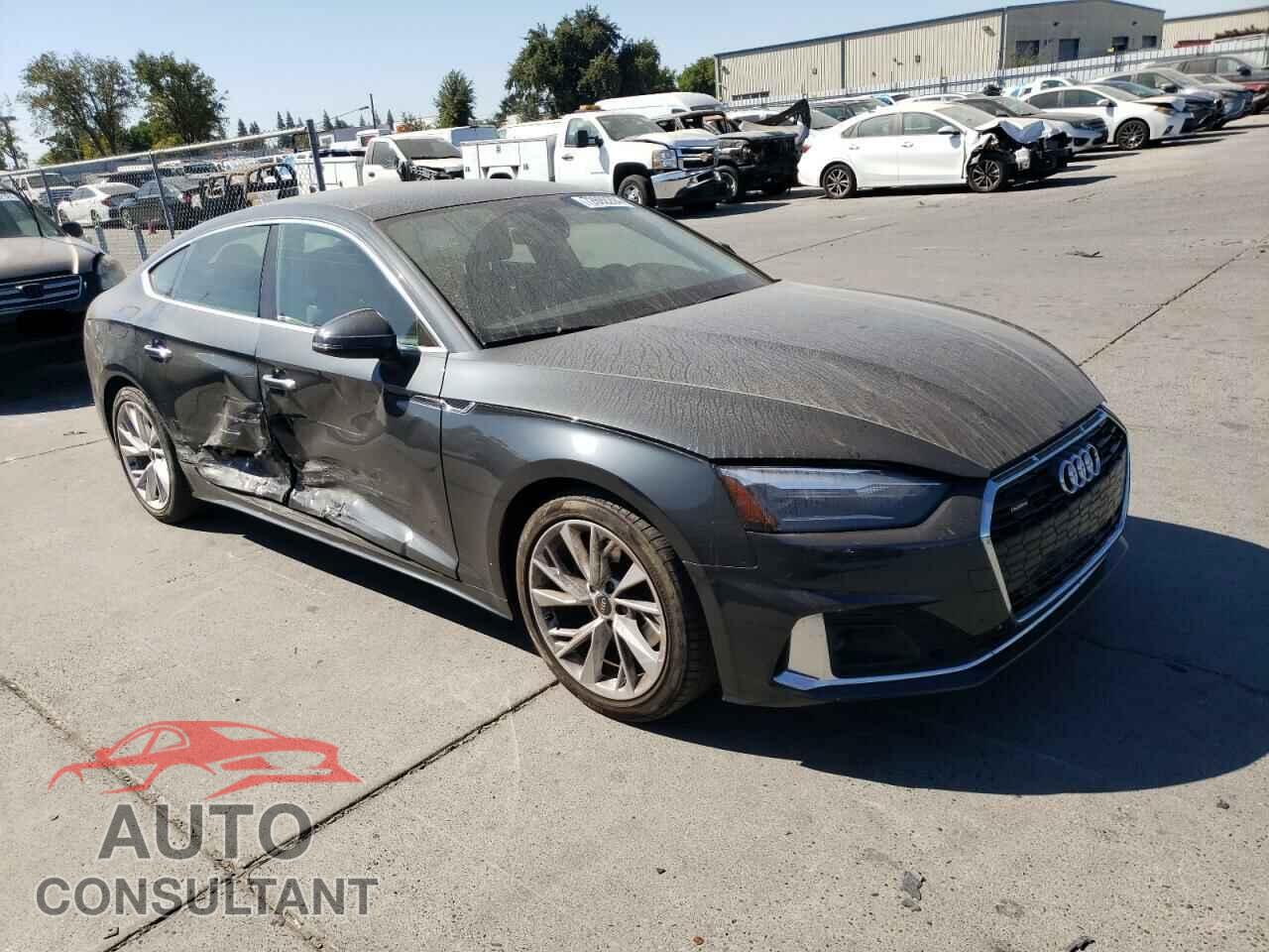 AUDI A5 2022 - WAUABCF59NA007997