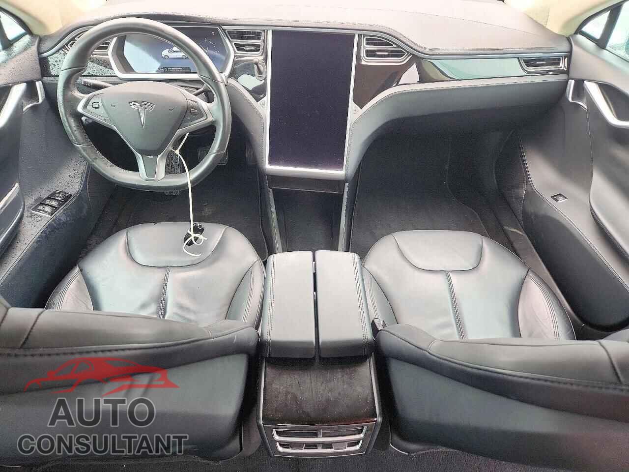 TESLA MODEL S 2013 - 5YJSA1CGXDFP22779