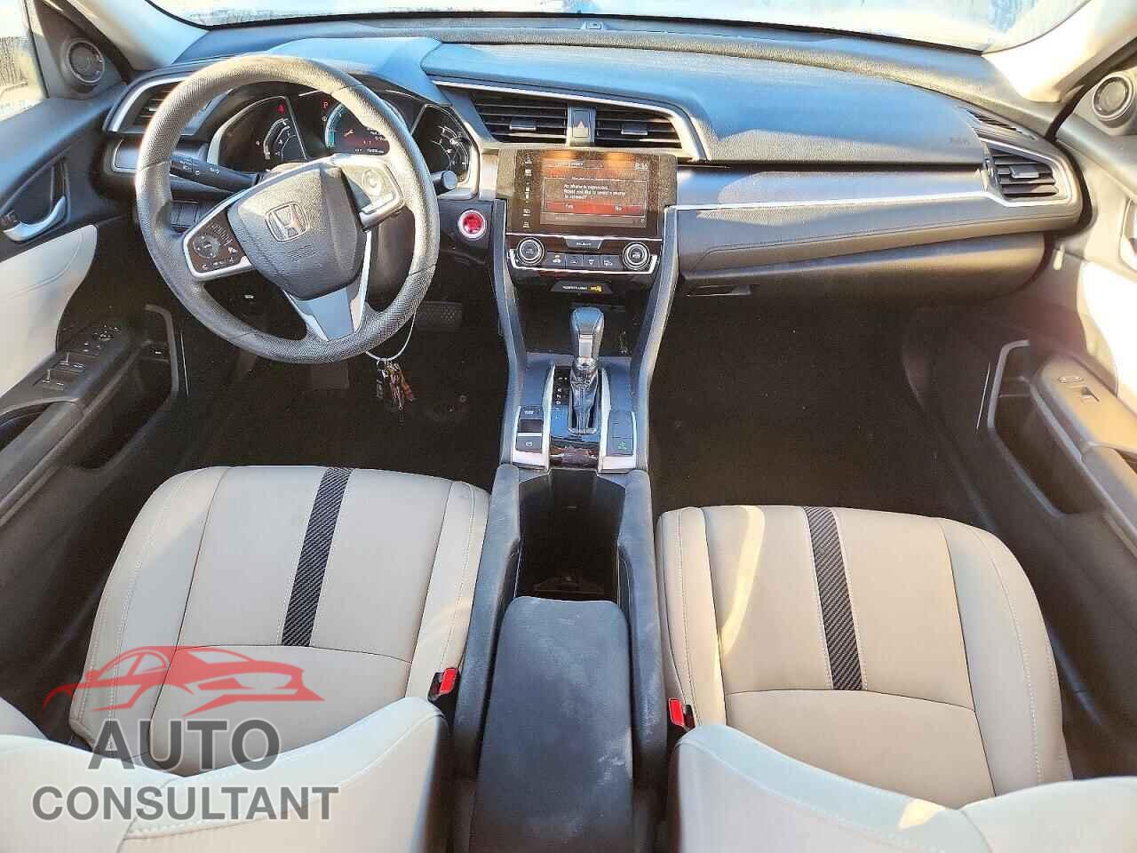 HONDA CIVIC 2017 - 19XFC2F70HE014193